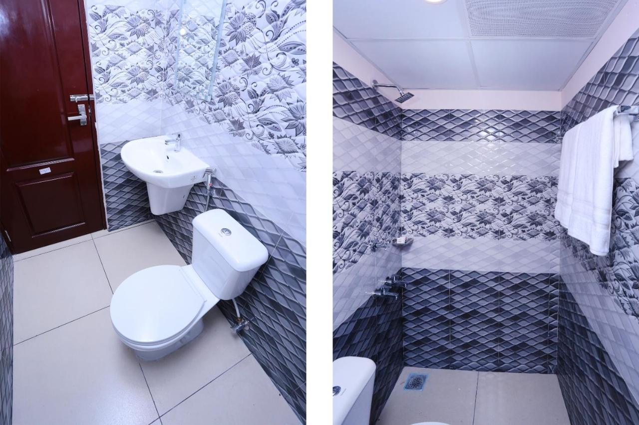 Oyo 13577 Tkr Metro Residency Hotel Kochi Luaran gambar